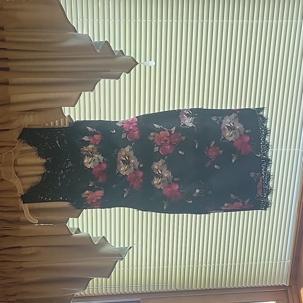 White House Black Market Size 0 Dress